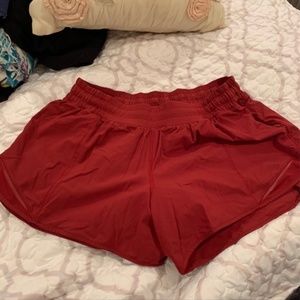 nwot red hotty hot lulu shorts